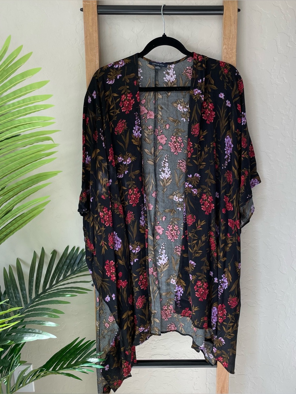 American Eagle Floral Open-Front Cardigan Kimono